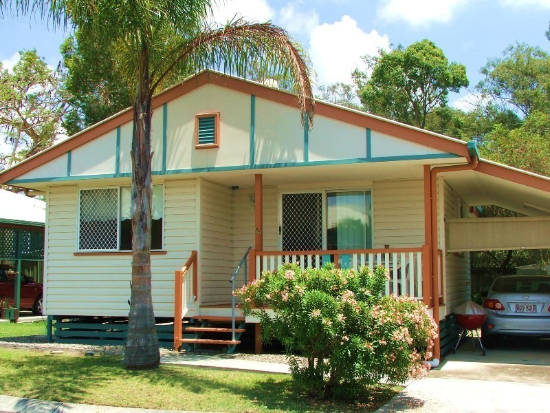 82/110 Wright Street, Carindale QLD 4152