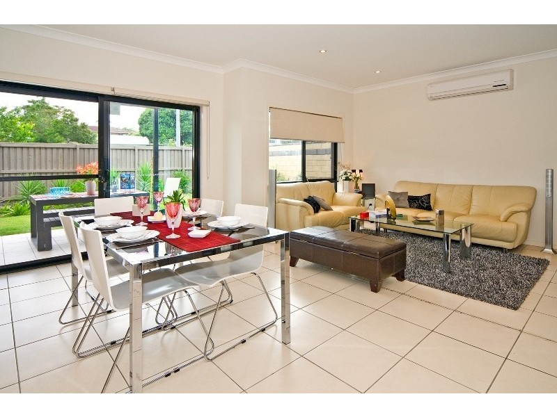 170/16 Surbiton Court, Carindale QLD 4152