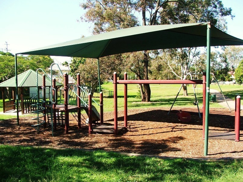 5 Napier Street, Carina Heights QLD 4152