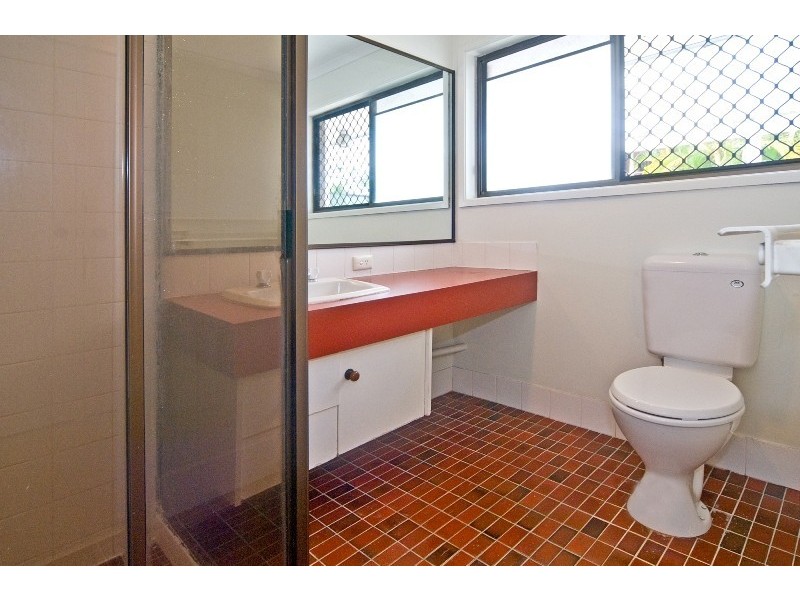 25 Bamburgh Street, Carindale QLD 4152