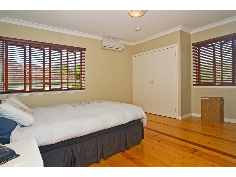 290 Creek Road, Mount Gravatt East QLD 4122