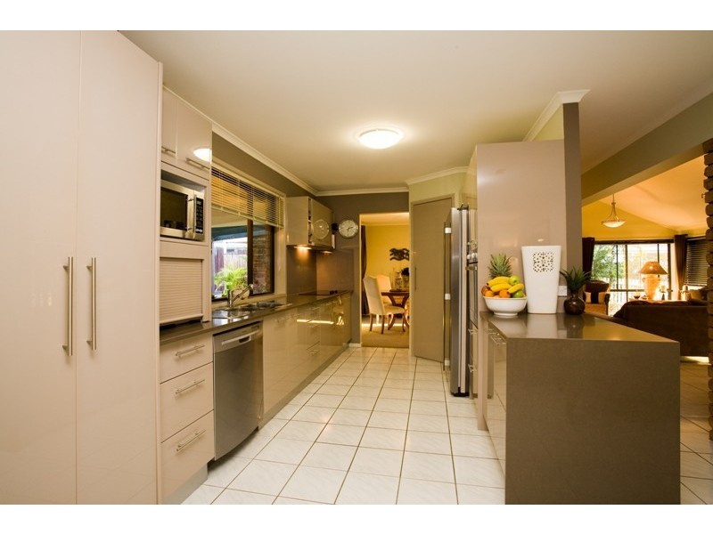 32 Bridgnorth Street, Carindale QLD 4152