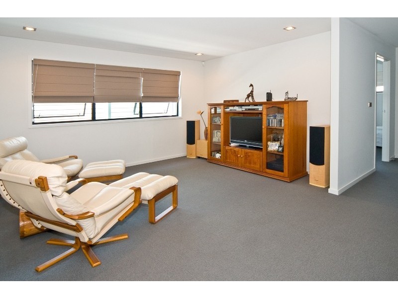 47 Shore Crescent, Bulimba QLD 4171