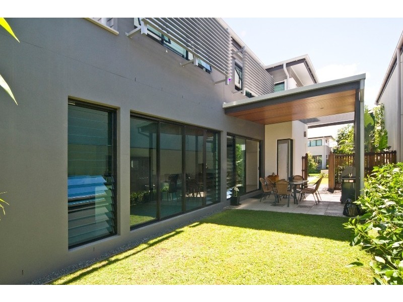 47 Shore Crescent, Bulimba QLD 4171