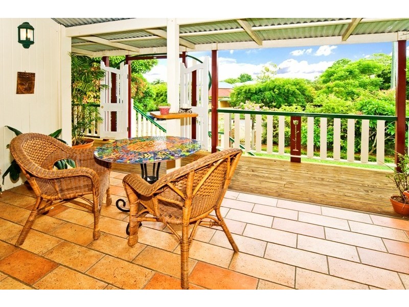 76 Blackwood Road, Manly West QLD 4179