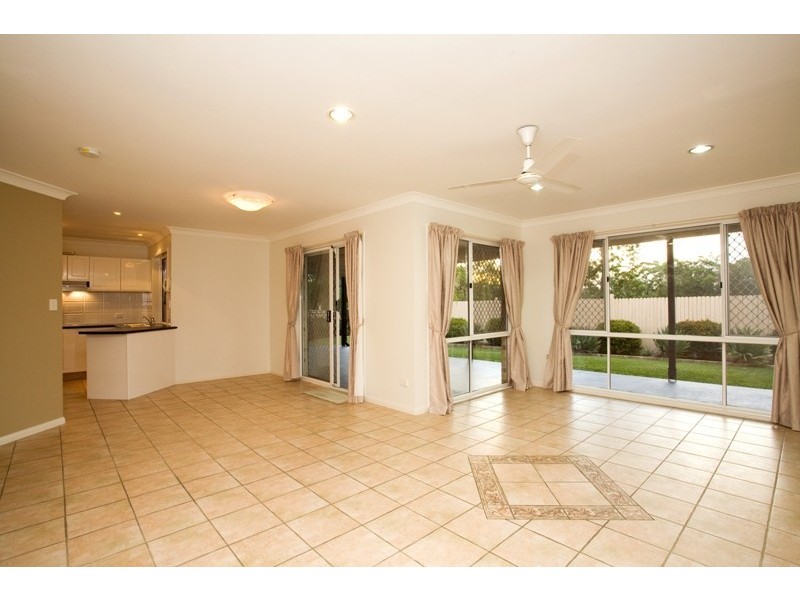 18 Hillburn Street, Runcorn QLD 4113