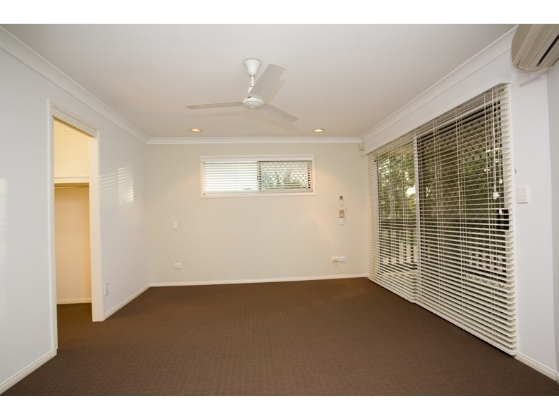 18 Hillburn Street, Runcorn QLD 4113