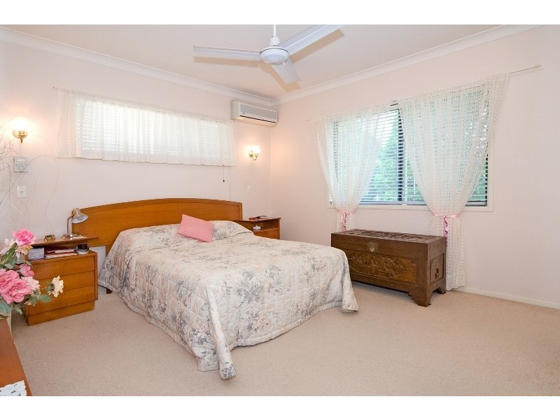 26 Indus Street, Camp Hill QLD 4152