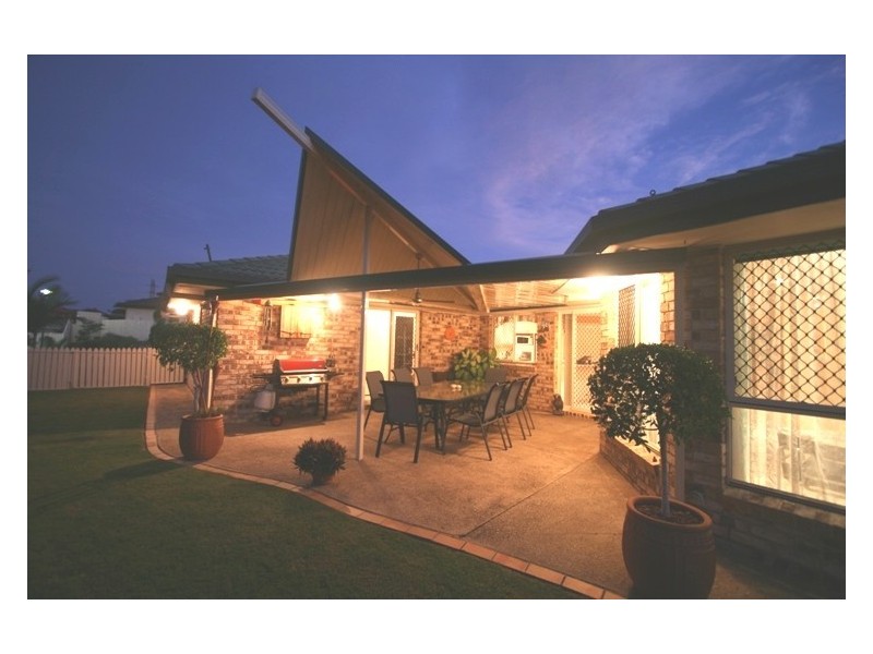 45 Kauri Street, Carindale QLD 4152