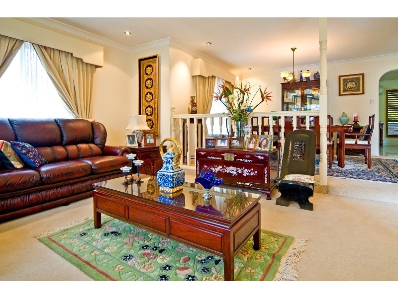 43 Berkley Place, Carindale QLD 4152