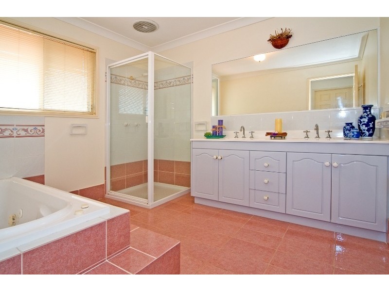 43 Berkley Place, Carindale QLD 4152