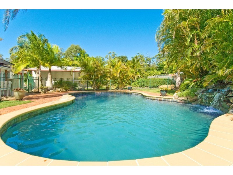 9 Caston Court, Birkdale QLD 4159