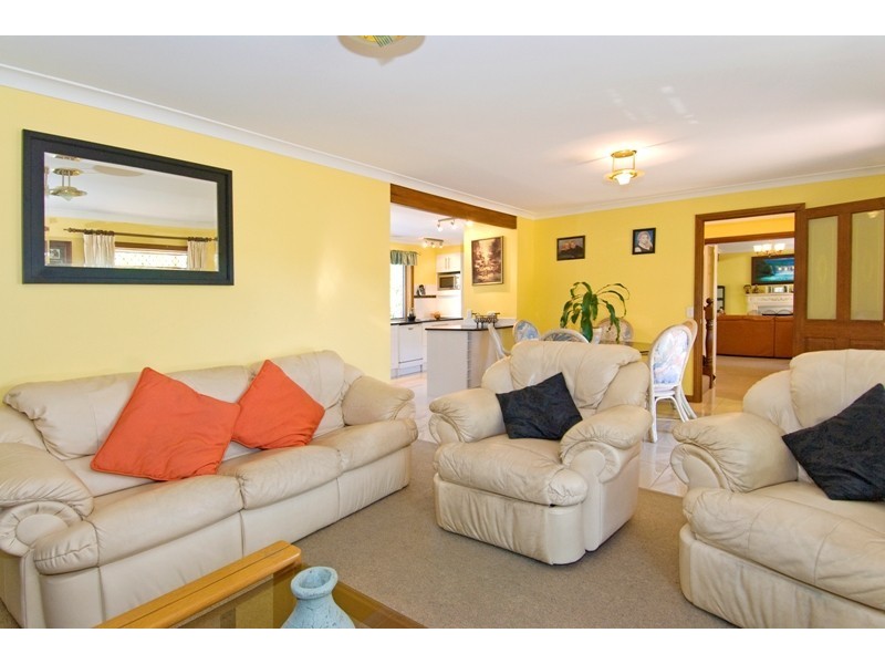 9 Caston Court, Birkdale QLD 4159