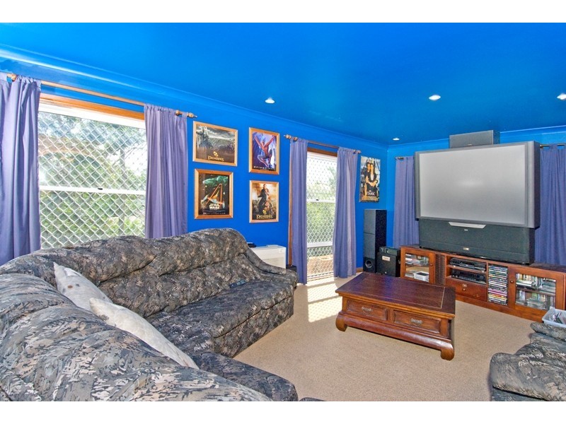 9 Caston Court, Birkdale QLD 4159