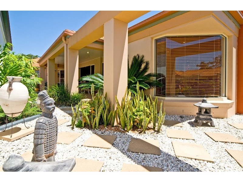 11 Sirocco Place, Carindale QLD 4152