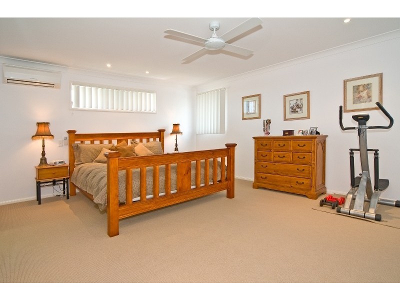 6 Giordano Place, Belmont QLD 4153