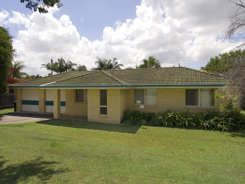 22 Fooks Street (Cnr Kell Court), Carindale QLD 4152