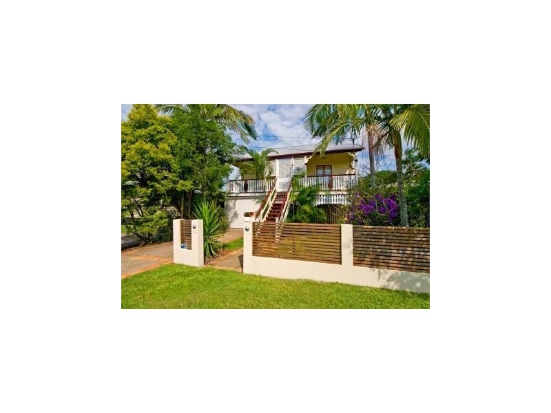 10 Elm Street, Wynnum QLD 4178