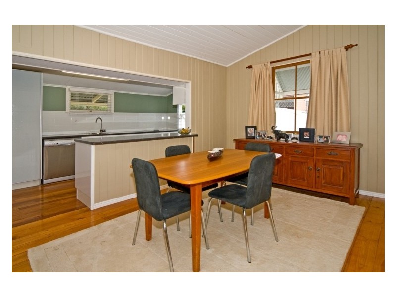 10 Elm Street, Wynnum QLD 4178