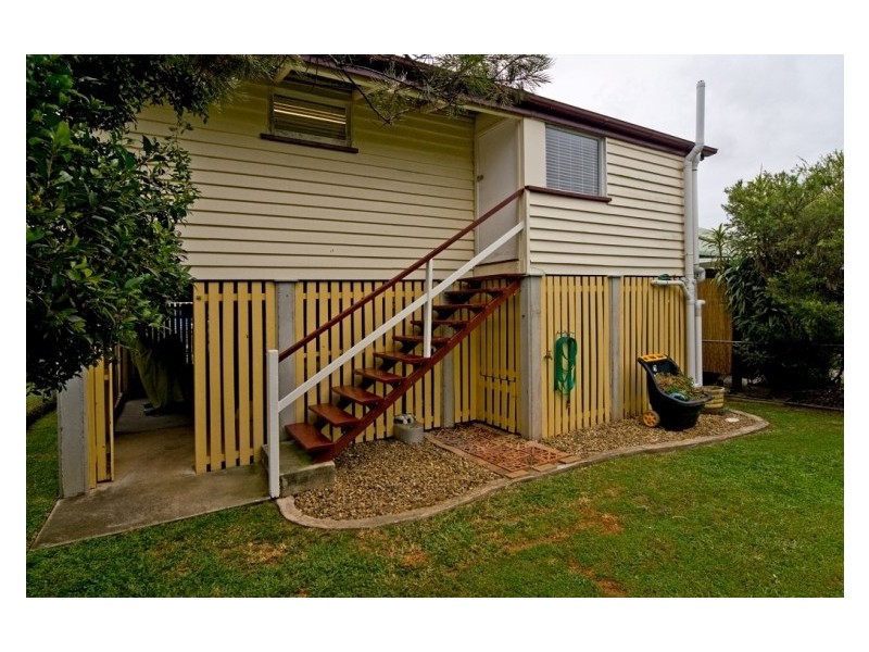 10 Elm Street, Wynnum QLD 4178