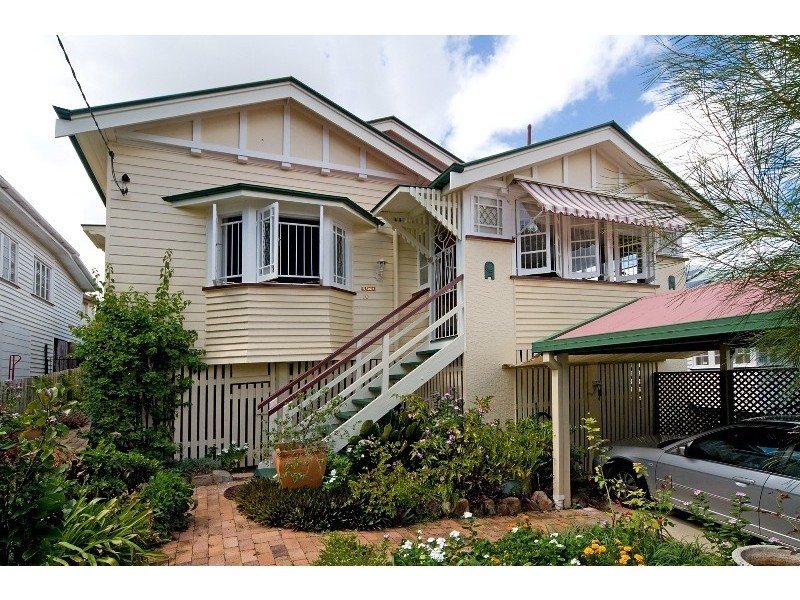 10 Stodart Street, Coorparoo QLD 4151