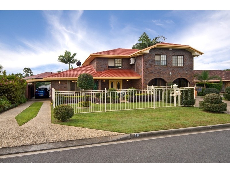 18 Stanmere Street, Carindale QLD 4152
