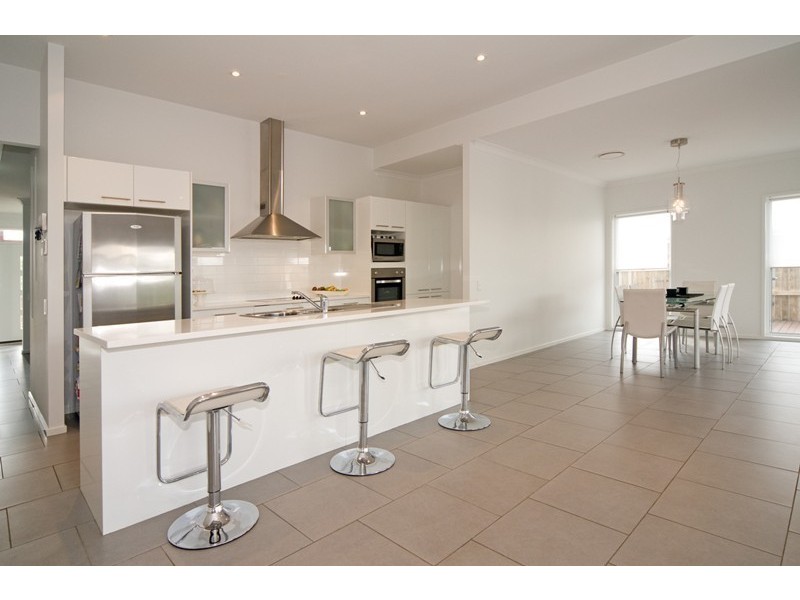 28 Senden Crescent, Manly West QLD 4179