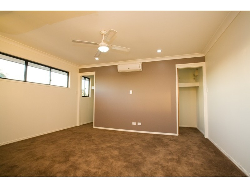 35b Scrub Road, Carindale QLD 4152