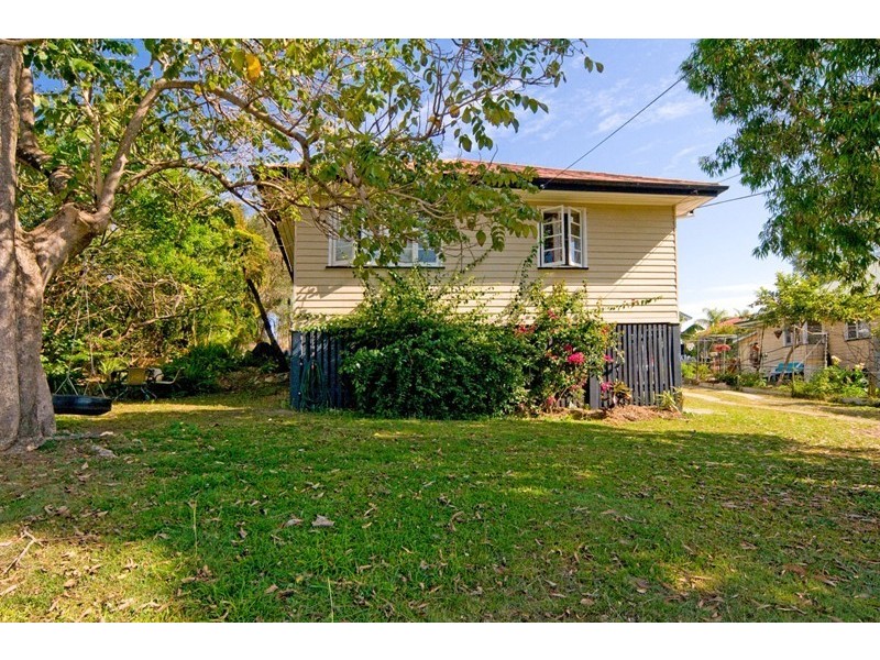 15 Buzacott Street, Carina Heights QLD 4152