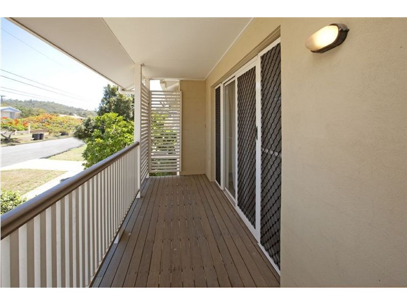 6 Mons Road, Carina Heights QLD 4152