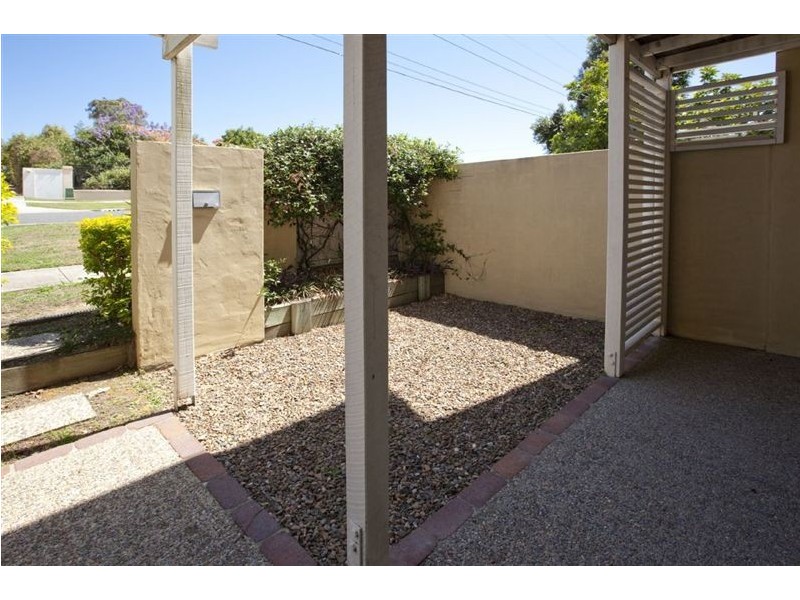 6 Mons Road, Carina Heights QLD 4152