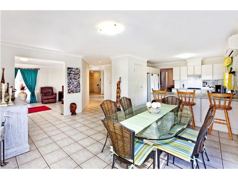 37 Rea Street, Carina Heights QLD 4152