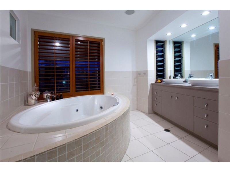 59 Conda Place, Carindale QLD 4152