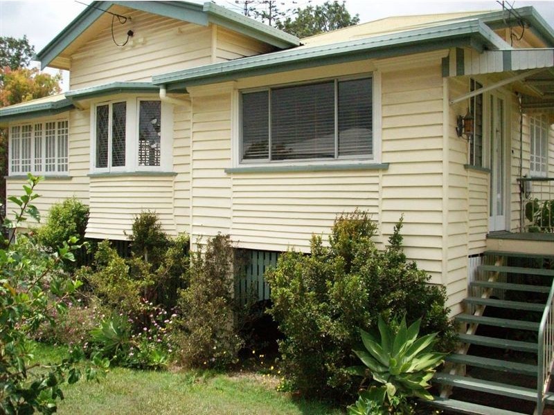 77 Armstrong Road, Cannon Hill QLD 4170