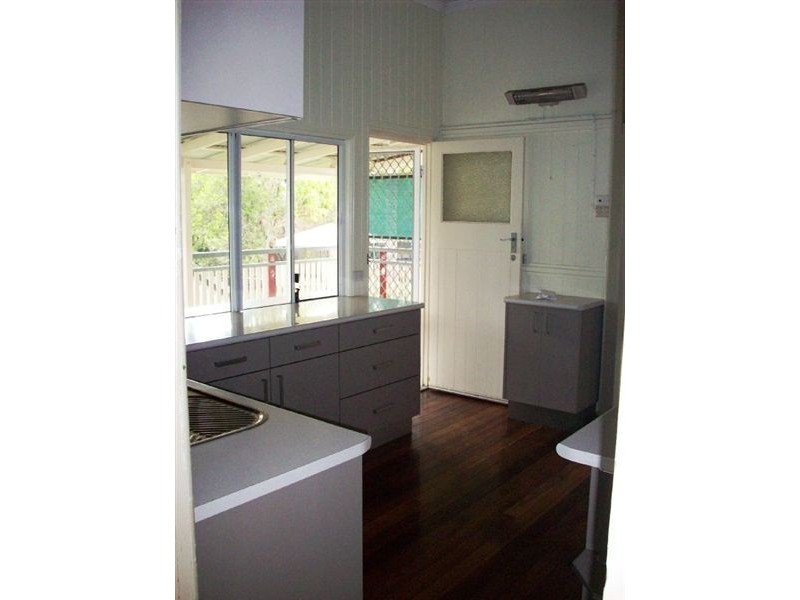 77 Armstrong Road, Cannon Hill QLD 4170