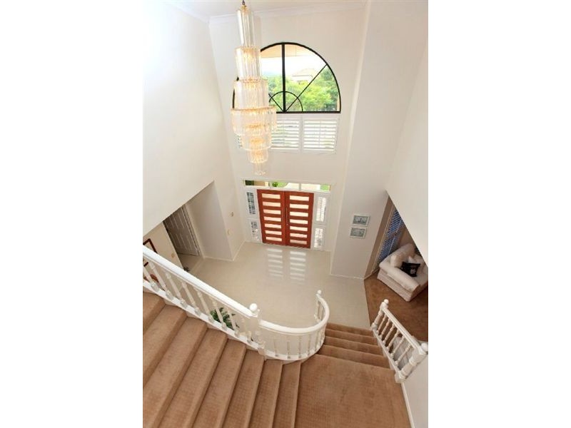 50 Golden Oak Crescent, Carindale QLD 4152