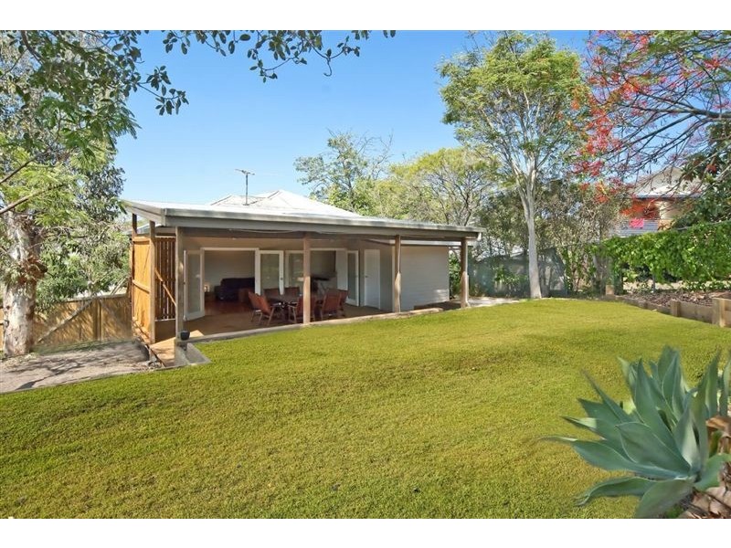 122 Porteus Drive, Seven Hills QLD 4170