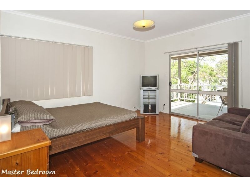 122 Porteus Drive, Seven Hills QLD 4170