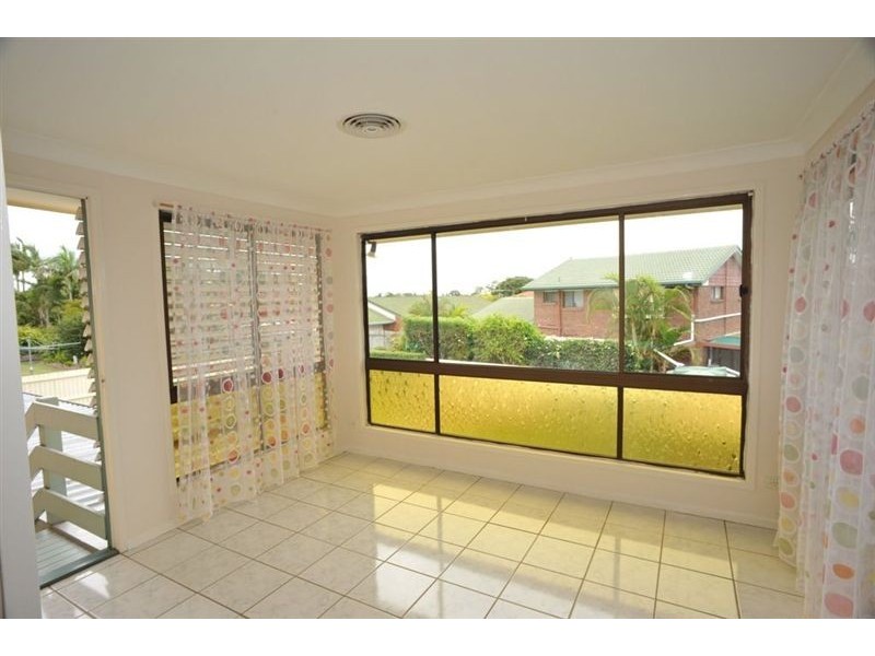 50 Cadogan Street, Carindale QLD 4152