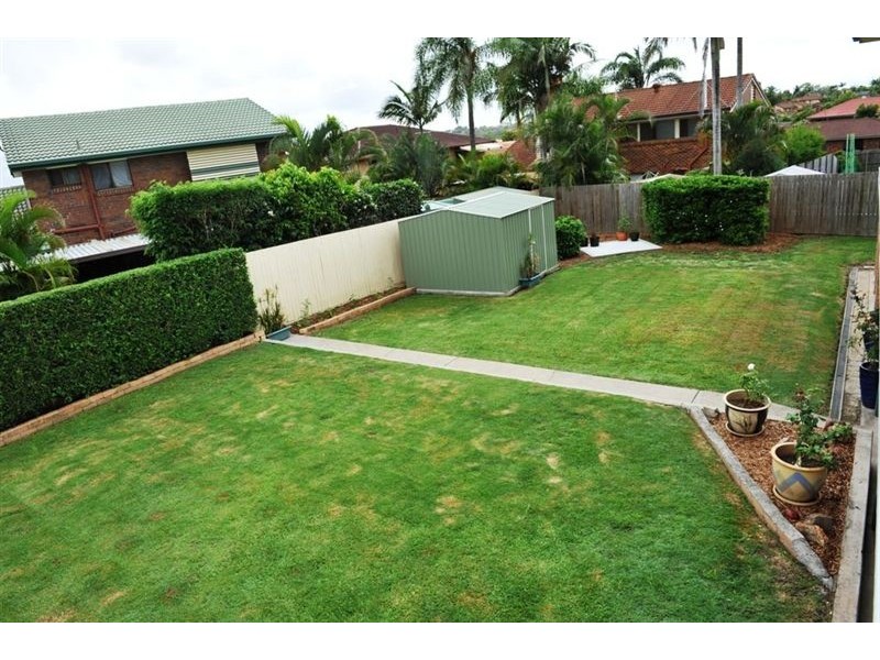 50 Cadogan Street, Carindale QLD 4152