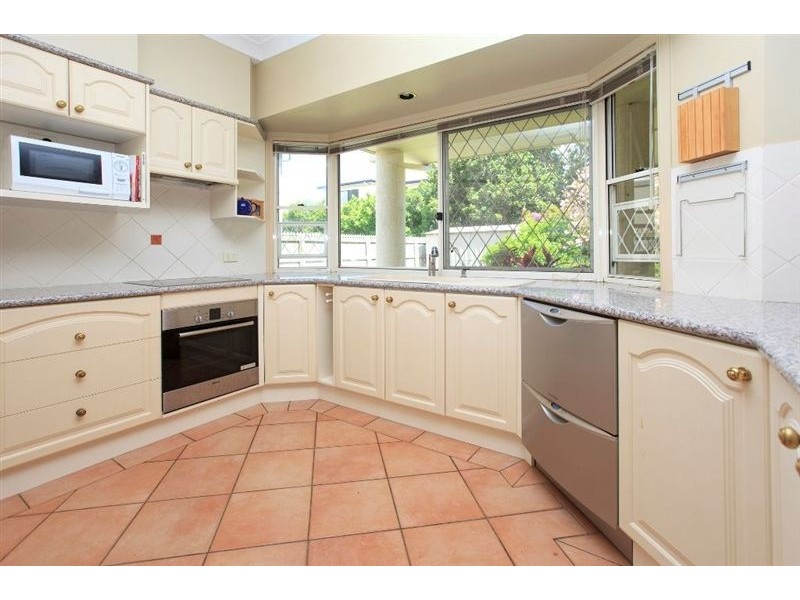 38 Glastonbury Place, Carindale QLD 4152