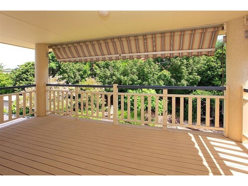 38 Glastonbury Place, Carindale QLD 4152