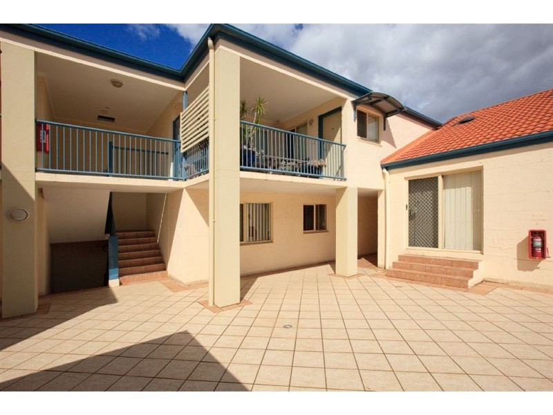 7/262 Cavendish Road, Coorparoo QLD 4151