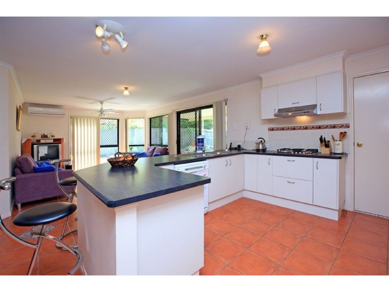 1 Coventry Circuit, Carindale QLD 4152