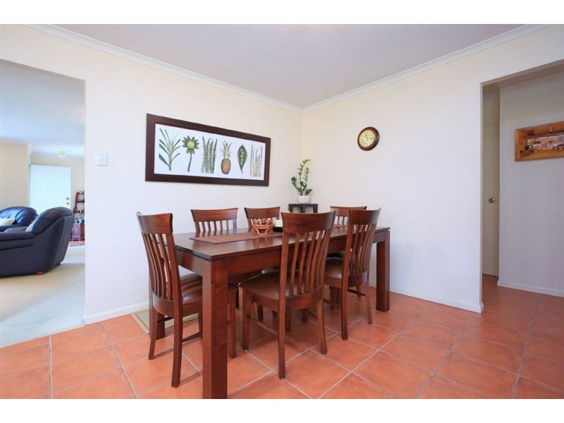 1 Coventry Circuit, Carindale QLD 4152