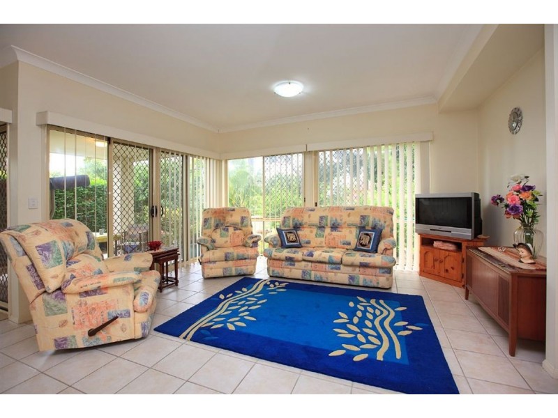 19 Oleander Place, Carindale QLD 4152
