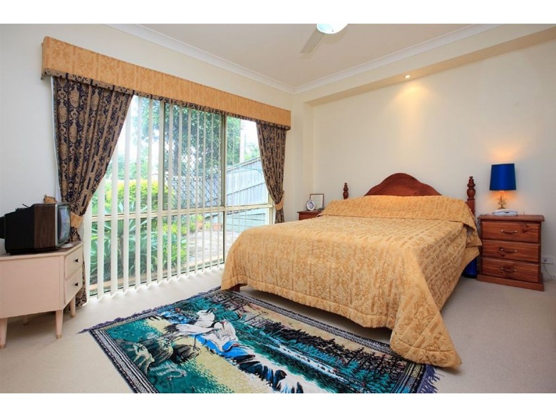19 Oleander Place, Carindale QLD 4152