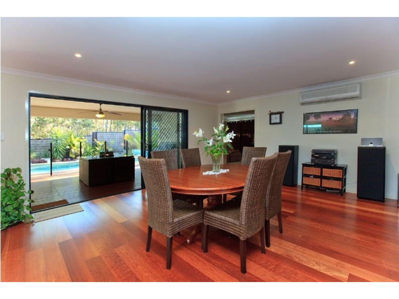 11 Darling Terrace, Wakerley QLD 4154