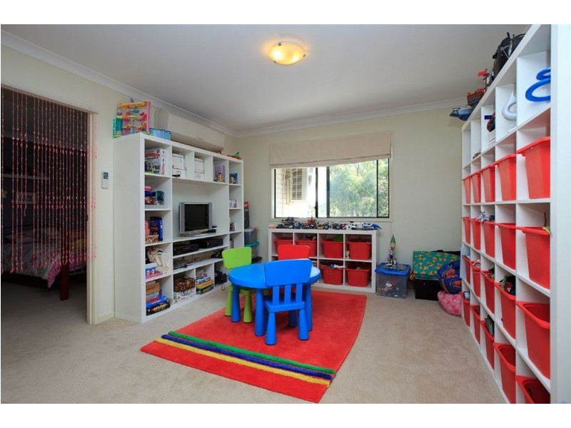 11 Darling Terrace, Wakerley QLD 4154