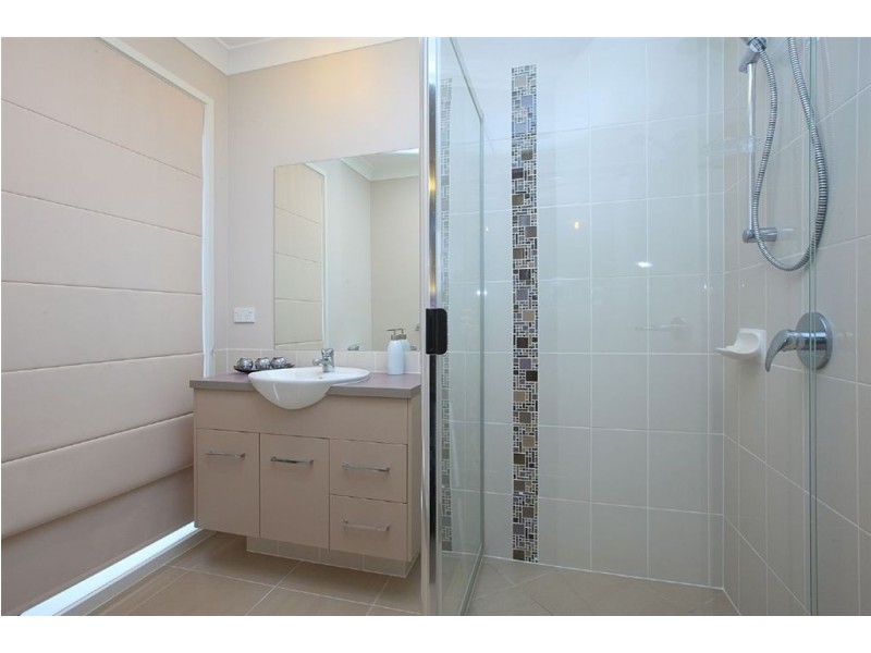 13 McMullan Close, Gumdale QLD 4154